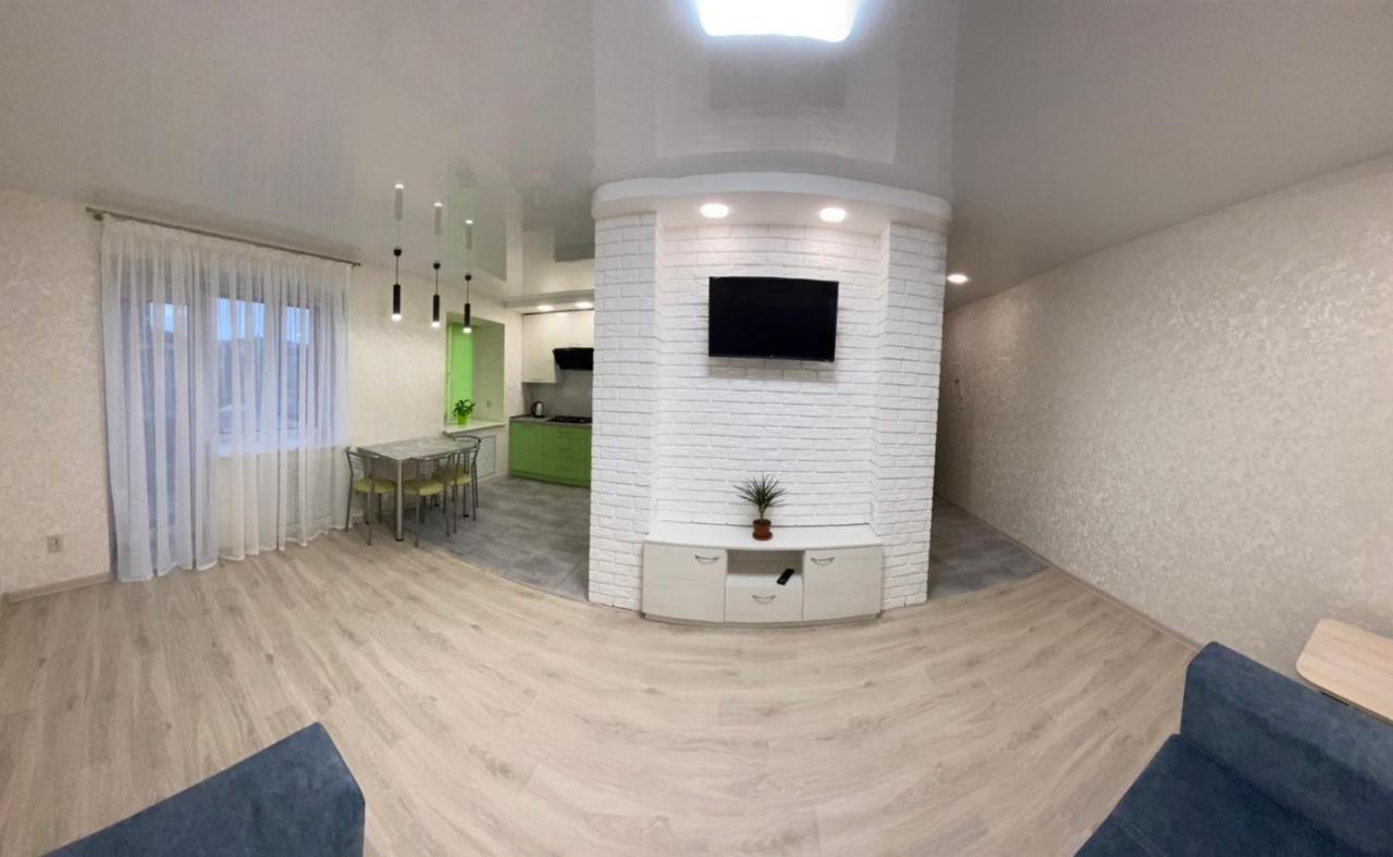 Suite Mira Avenue Center Двухкомнатная Квартира В Центре Возле Тц Цум Cernihiv Exterior foto