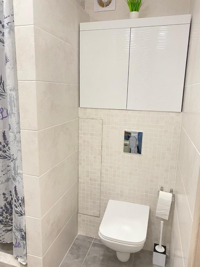 Suite Mira Avenue Center Двухкомнатная Квартира В Центре Возле Тц Цум Cernihiv Exterior foto