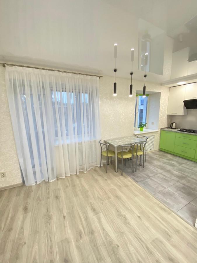 Suite Mira Avenue Center Двухкомнатная Квартира В Центре Возле Тц Цум Cernihiv Exterior foto