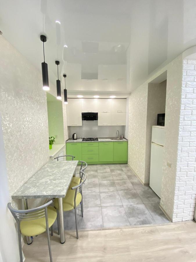 Suite Mira Avenue Center Двухкомнатная Квартира В Центре Возле Тц Цум Cernihiv Exterior foto