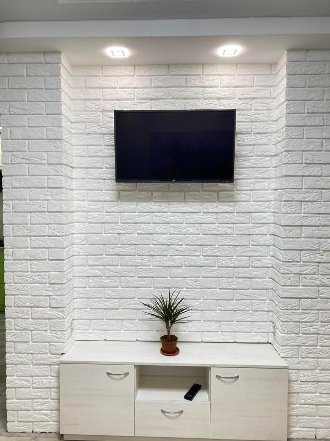 Suite Mira Avenue Center Двухкомнатная Квартира В Центре Возле Тц Цум Cernihiv Exterior foto
